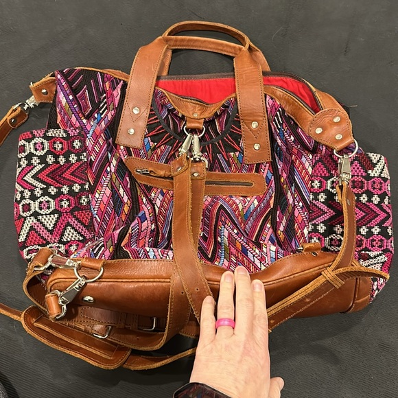 Nena & co convertible day bag with all straps. Excellent use condition. - Picture 2 of 9